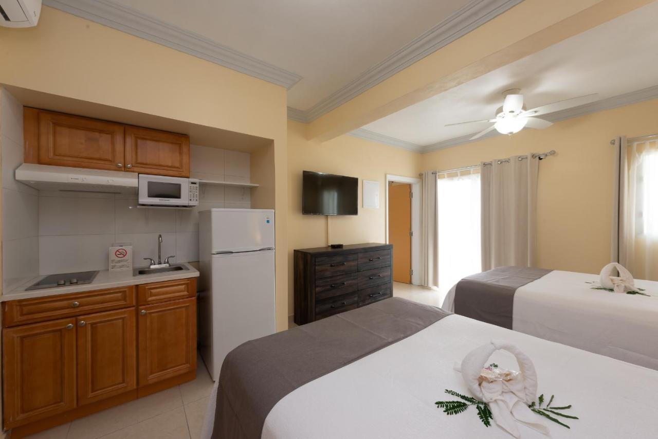 Baker'S Suites Simpson Bay Extérieur photo